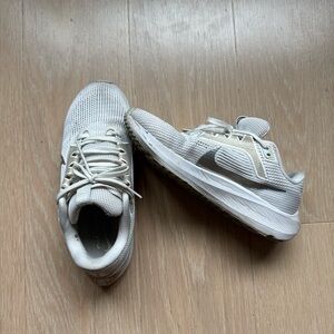 Nike Air Zoom Sneakers